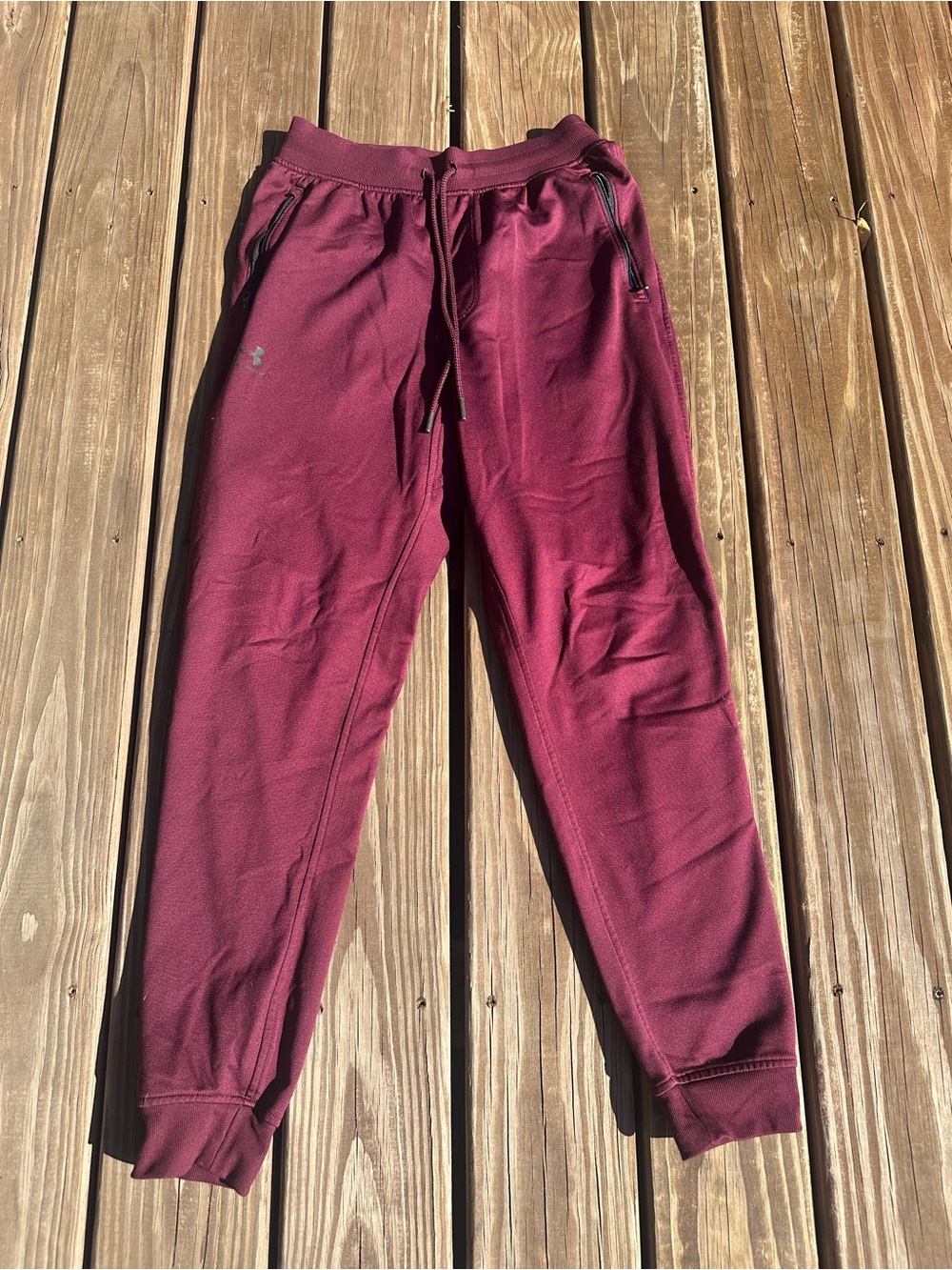 Under Armour Burgundy mens Jogger Sweatpants